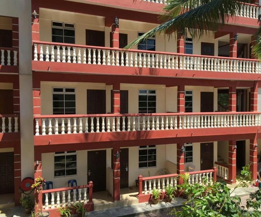 Melati Tanjong Beach Resort Pantai Cenang  Εξωτερικό φωτογραφία